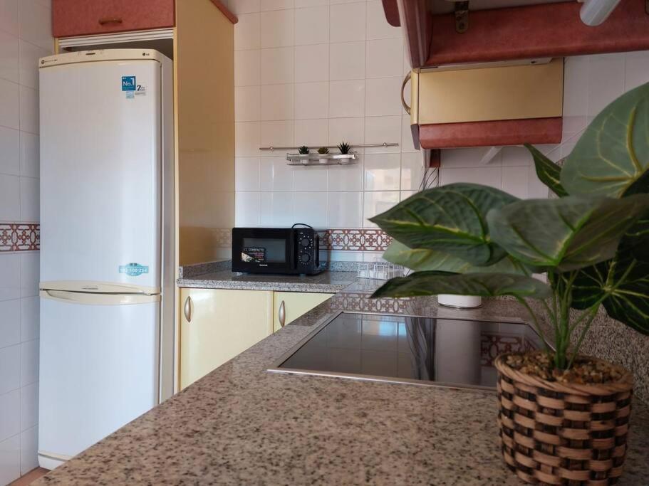 Apartamento Con Vistas Al Mar. Salobreña Eksteriør billede